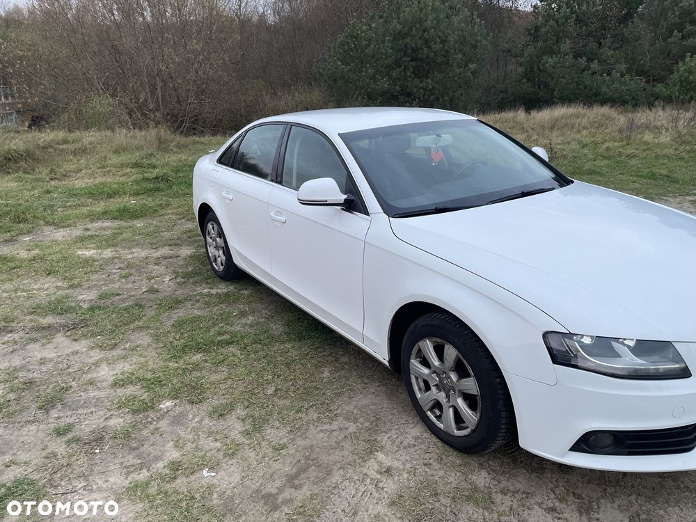 Audi A4 Limousine - 6