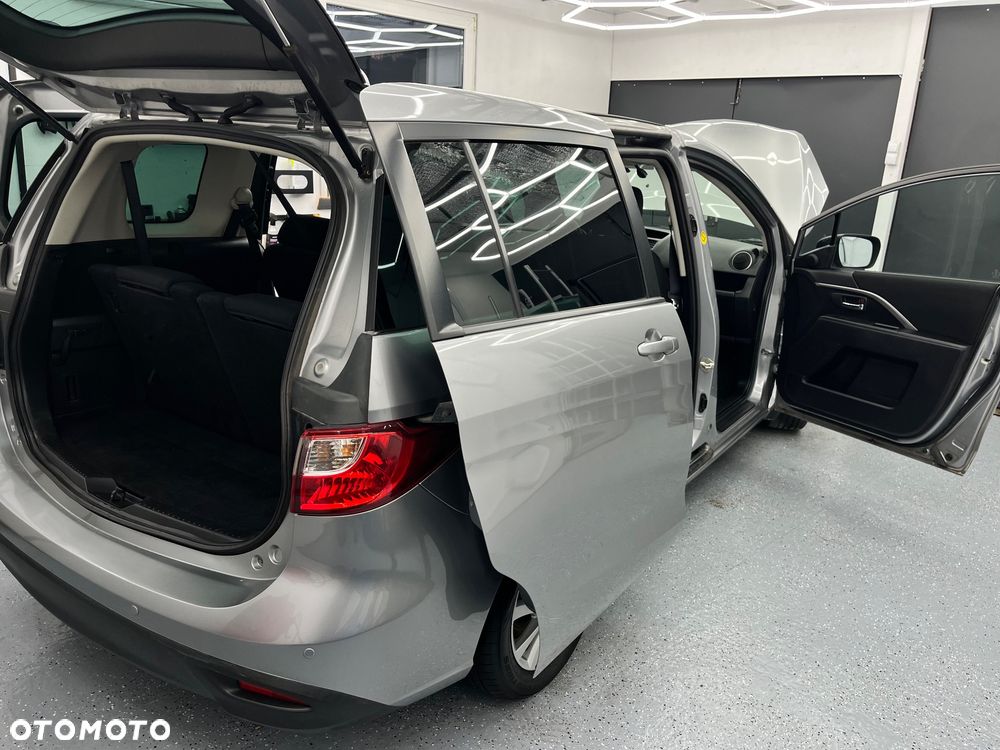 Mazda 5 - 35