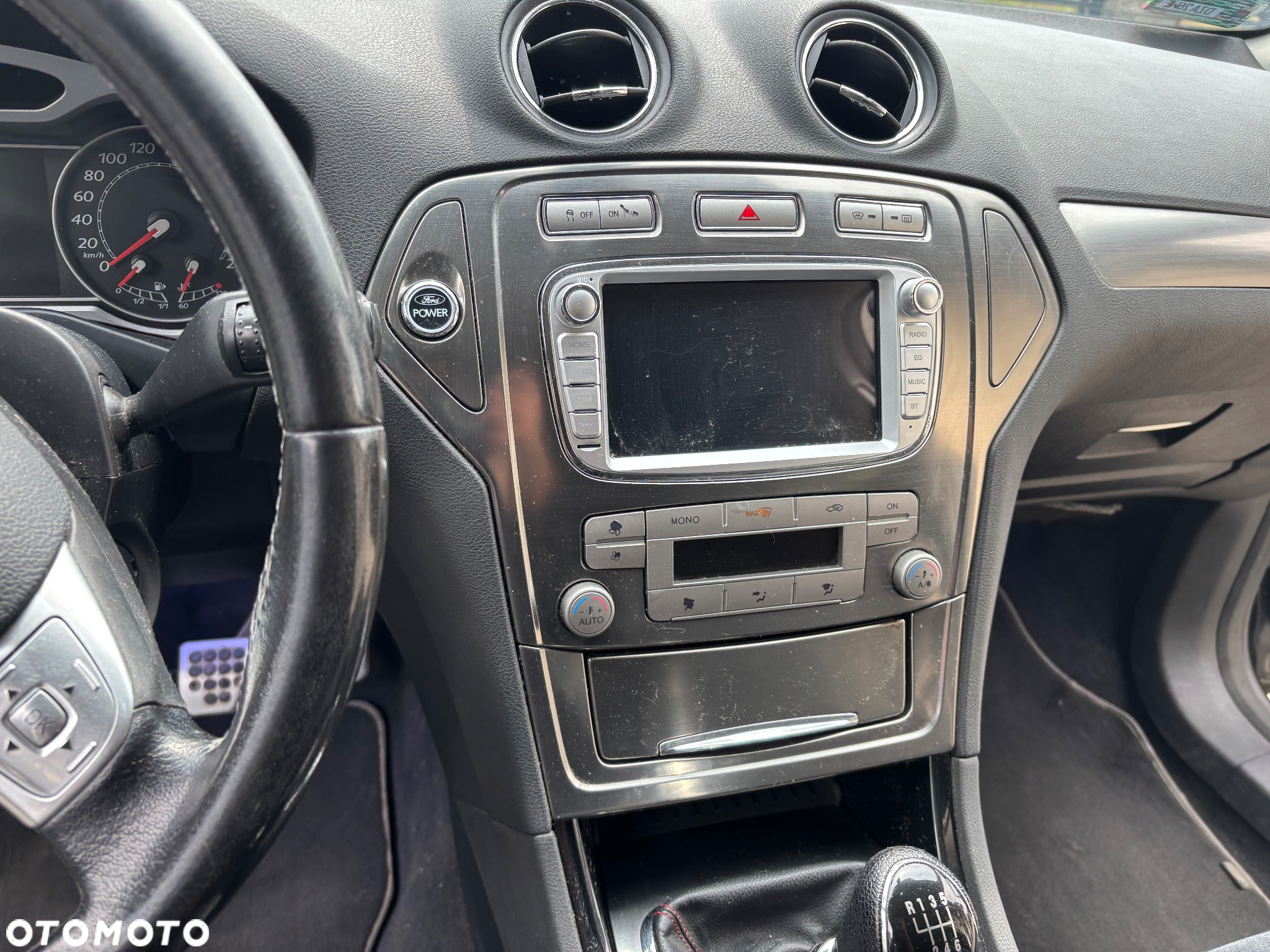 Ford Mondeo 2.0 TDCi Titanium - 23