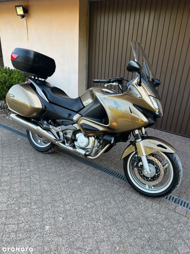 Honda NTV - 9