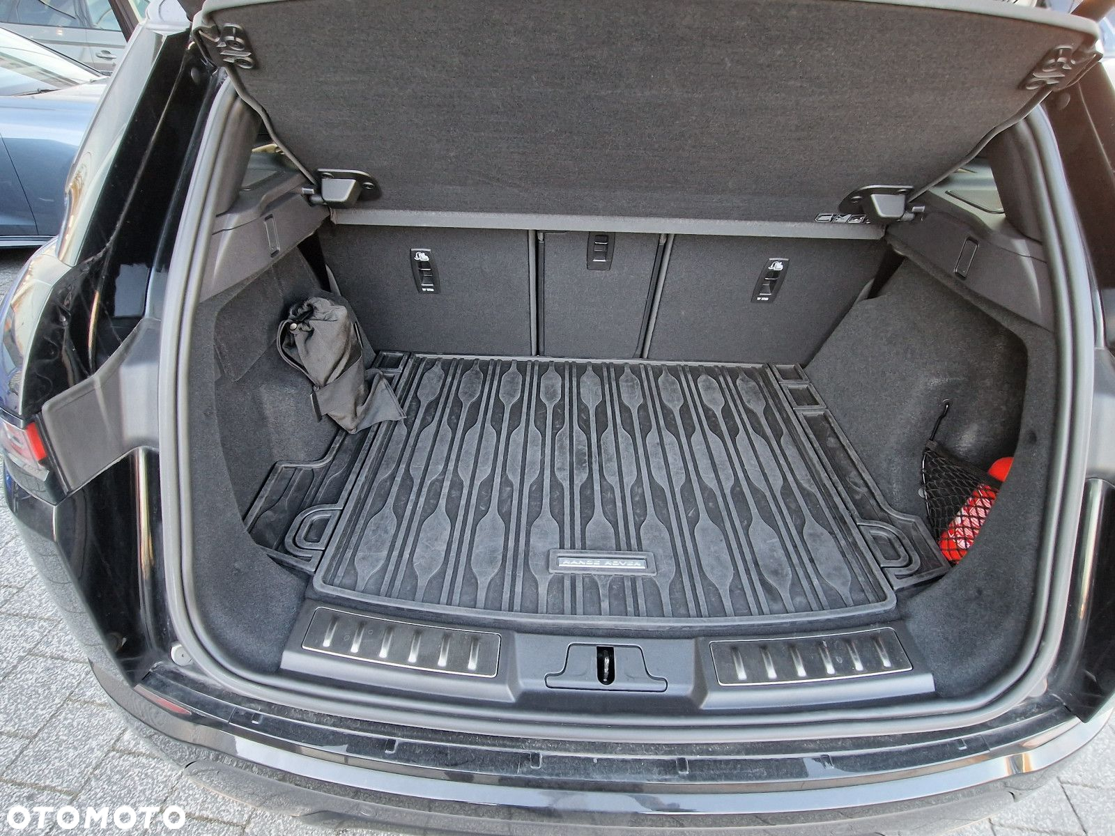 Land Rover Range Rover Evoque - 15