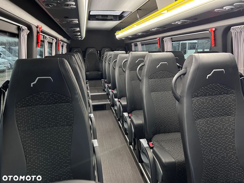 Mercedes-Benz Sprinter 519 - 17