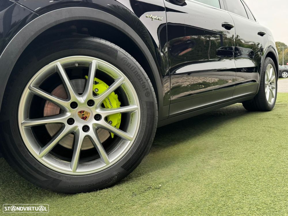 Porsche Cayenne E-Hybrid - 9