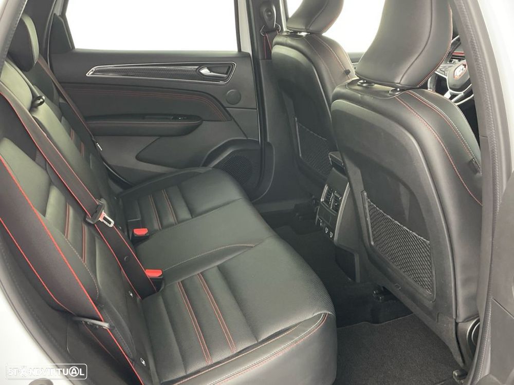 Renault Arkana 1.6 E-Tech R.S.Line - 23
