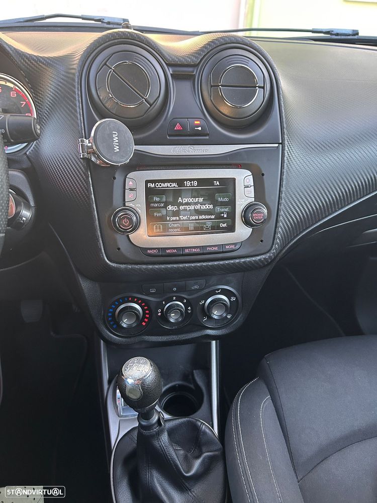 Alfa Romeo MiTo - 13