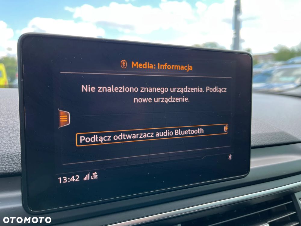 Audi A4 Avant 35 TDI Sport S tronic - 33