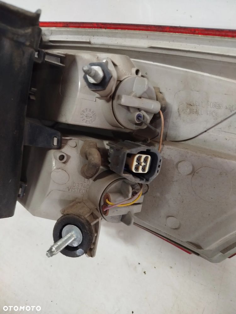 + LAMPA TYL TYLNA LEWA FORD FOCUS 3 III MK.3 KOMBI USZKODZONA - 11