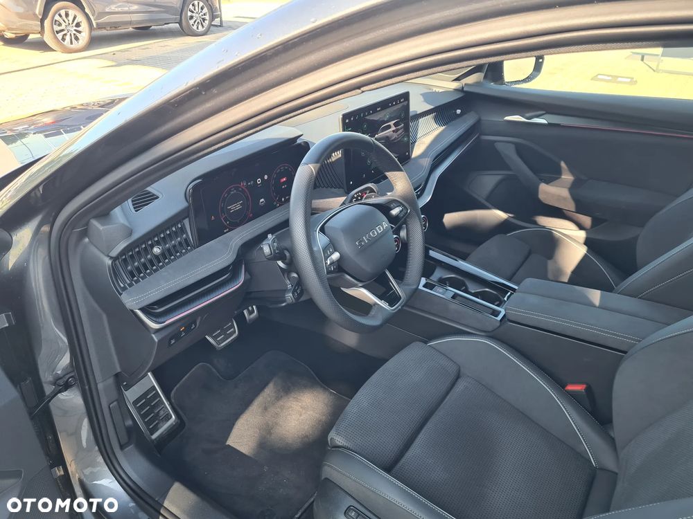 Skoda Superb 2.0 TDI SCR 4x4 Sportline DSG - 9