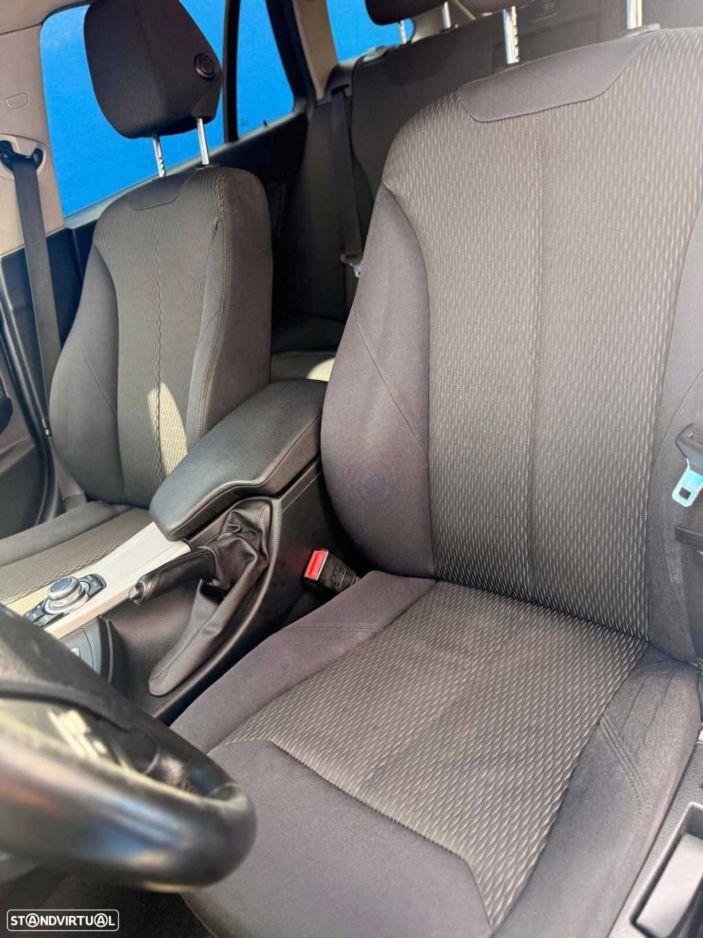 BMW 318 d Touring Auto - 7