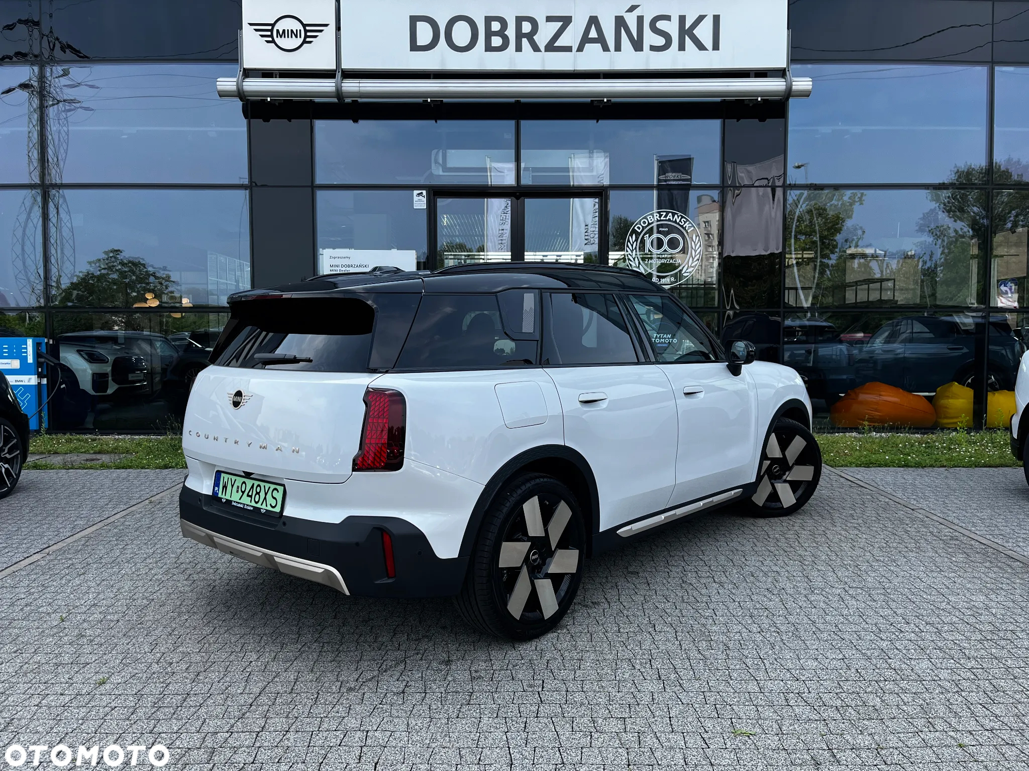 MINI Countryman E 66.5kWh Linia Favoured - 3