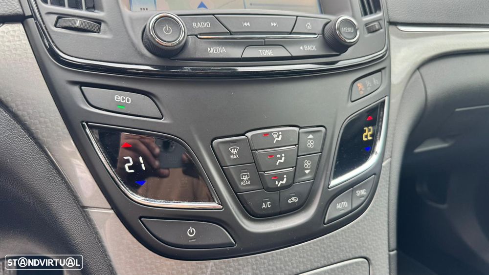 Opel Insignia Sports Tourer 1.6 CDTi Cosmo S/S J17 - 16