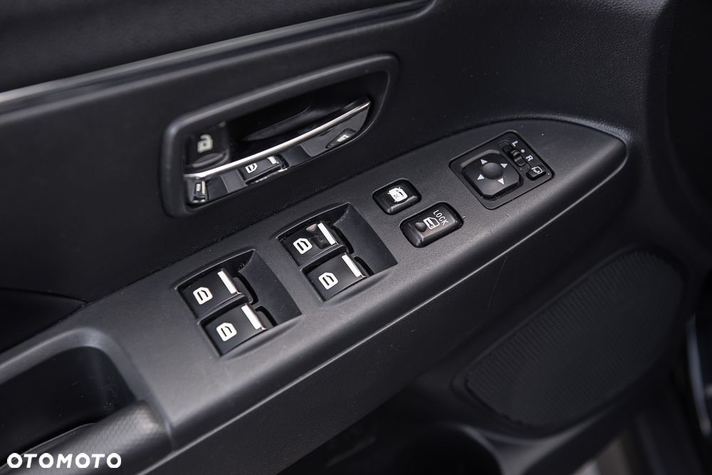Mitsubishi ASX 1.8 DI-D 2WD Diamant Edition - 17