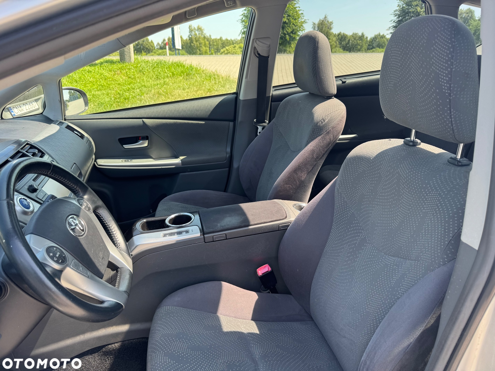 Toyota Prius+ (Hybrid) Comfort - 10