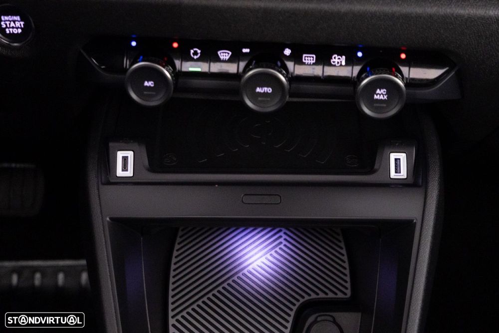 Citroën C4 X 1.2 PureTech Shine Pack EAT8 - 23