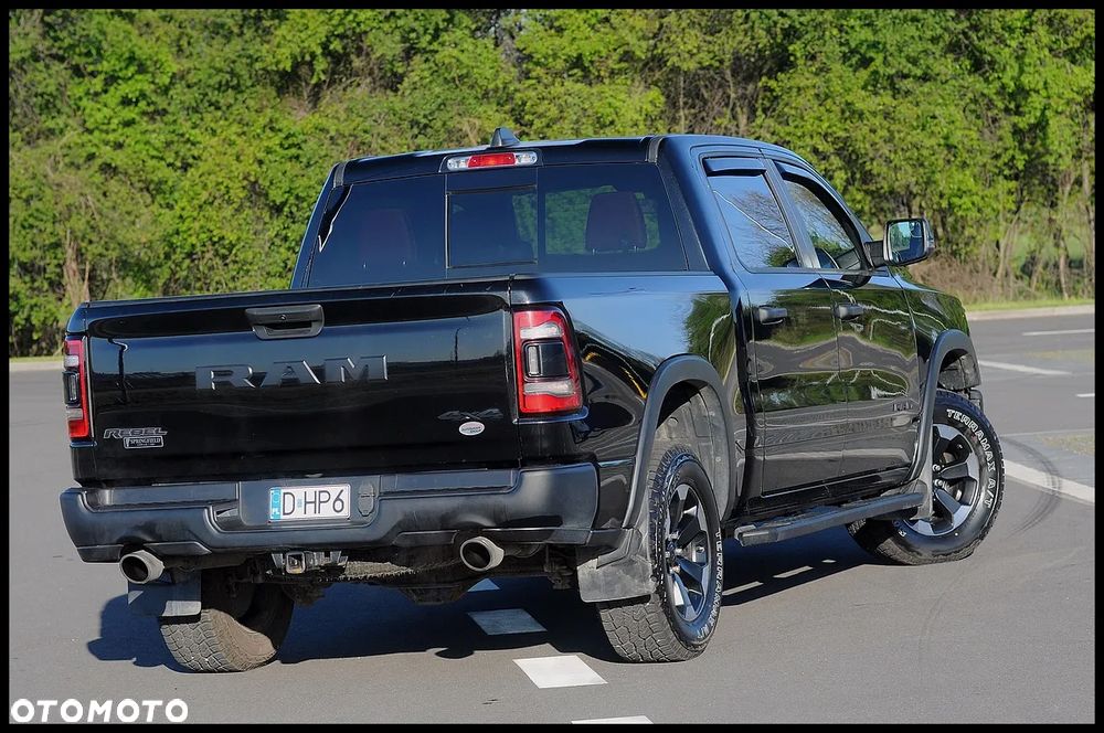 Dodge RAM - 17