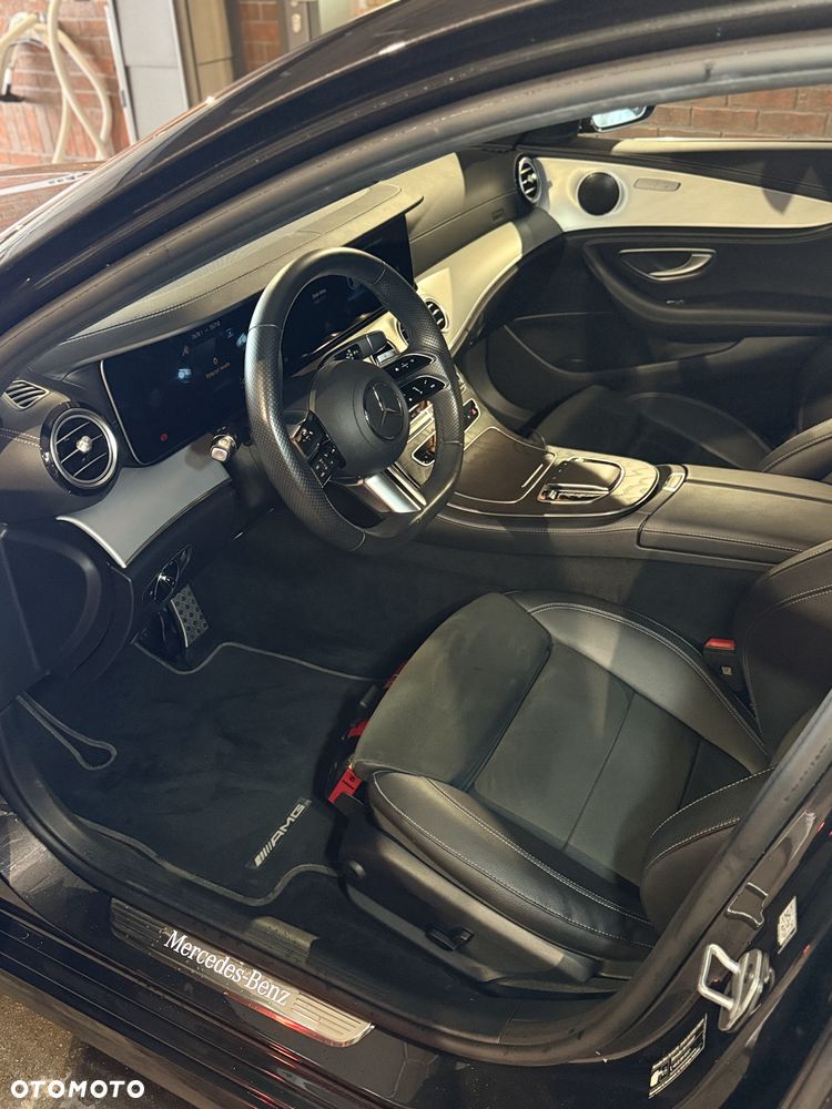 Mercedes-Benz Klasa E 220 d 4-Matic AMG - 11