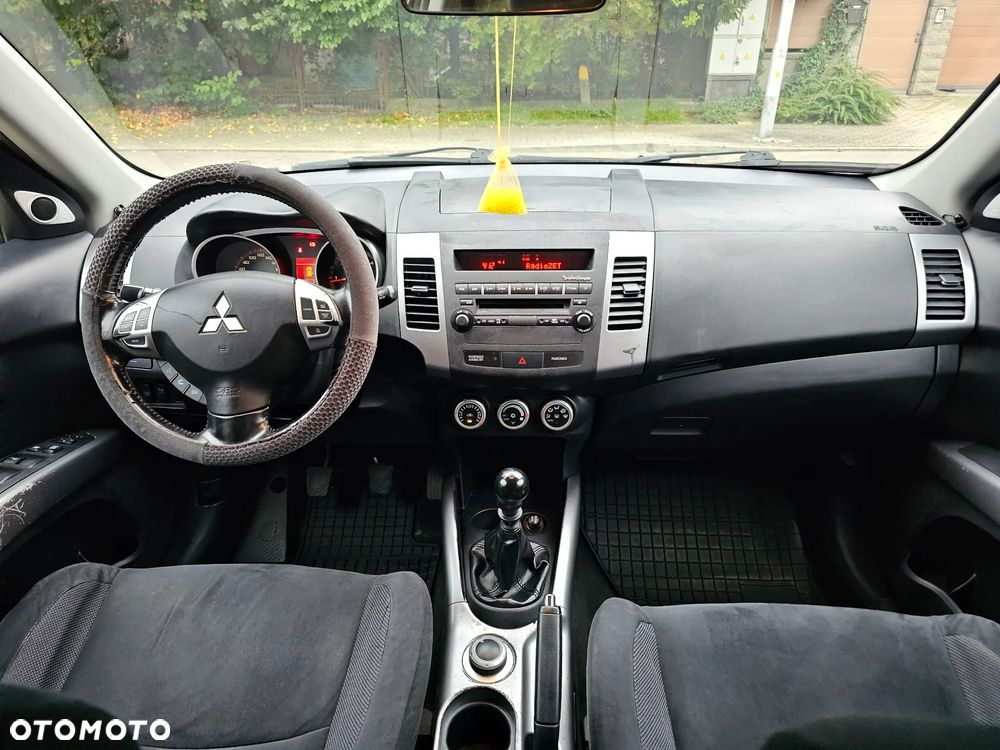 Mitsubishi Outlander 2.0 DID Intense - 8