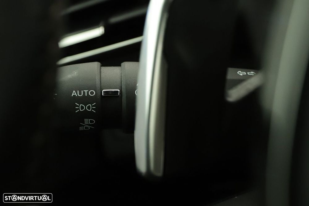 Peugeot 3008 1.2 PureTech GT EAT8 - 17