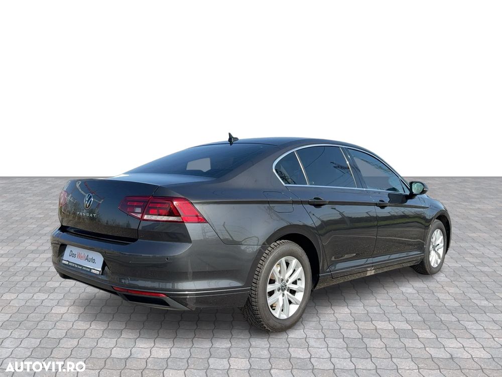 Volkswagen Passat 2.0 TDI DSG Comfortline - 5