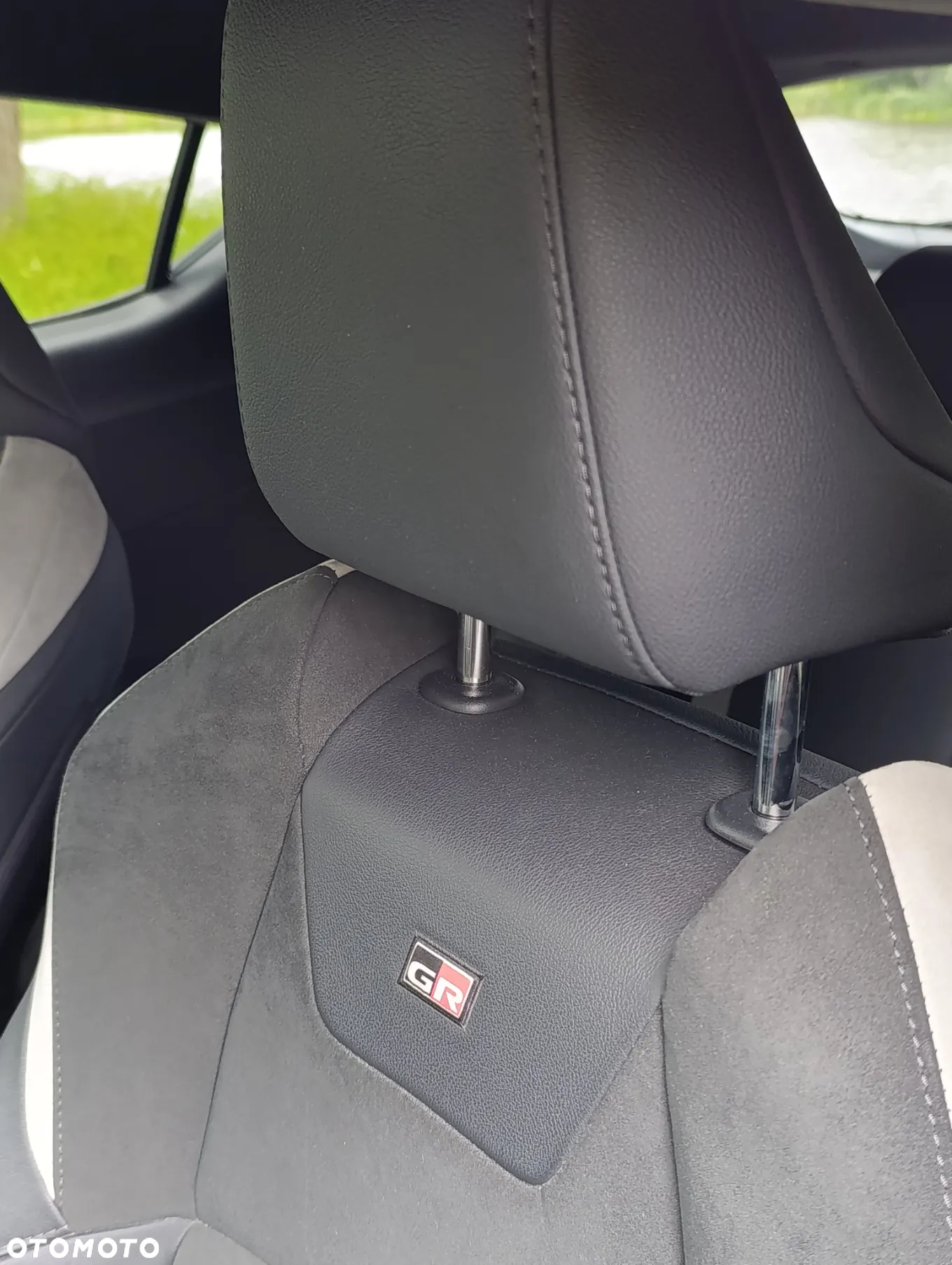 Toyota C-HR 1.8 Hybrid GPF GR Sport - 21