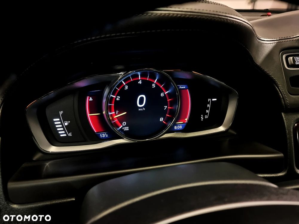 Volvo XC 70 T5 AWD Summum - 4