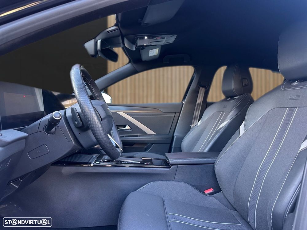 Opel Astra 1.2 T GS Line Aut. - 9