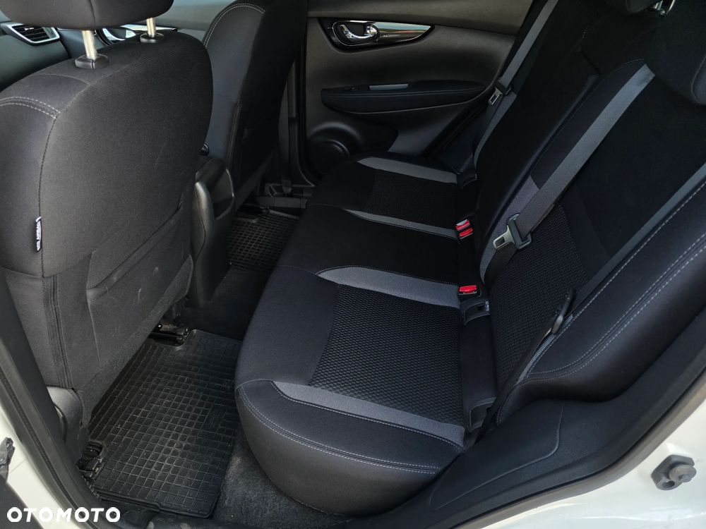 Nissan Qashqai 1.2 DIG-T Acenta EU6 - 14