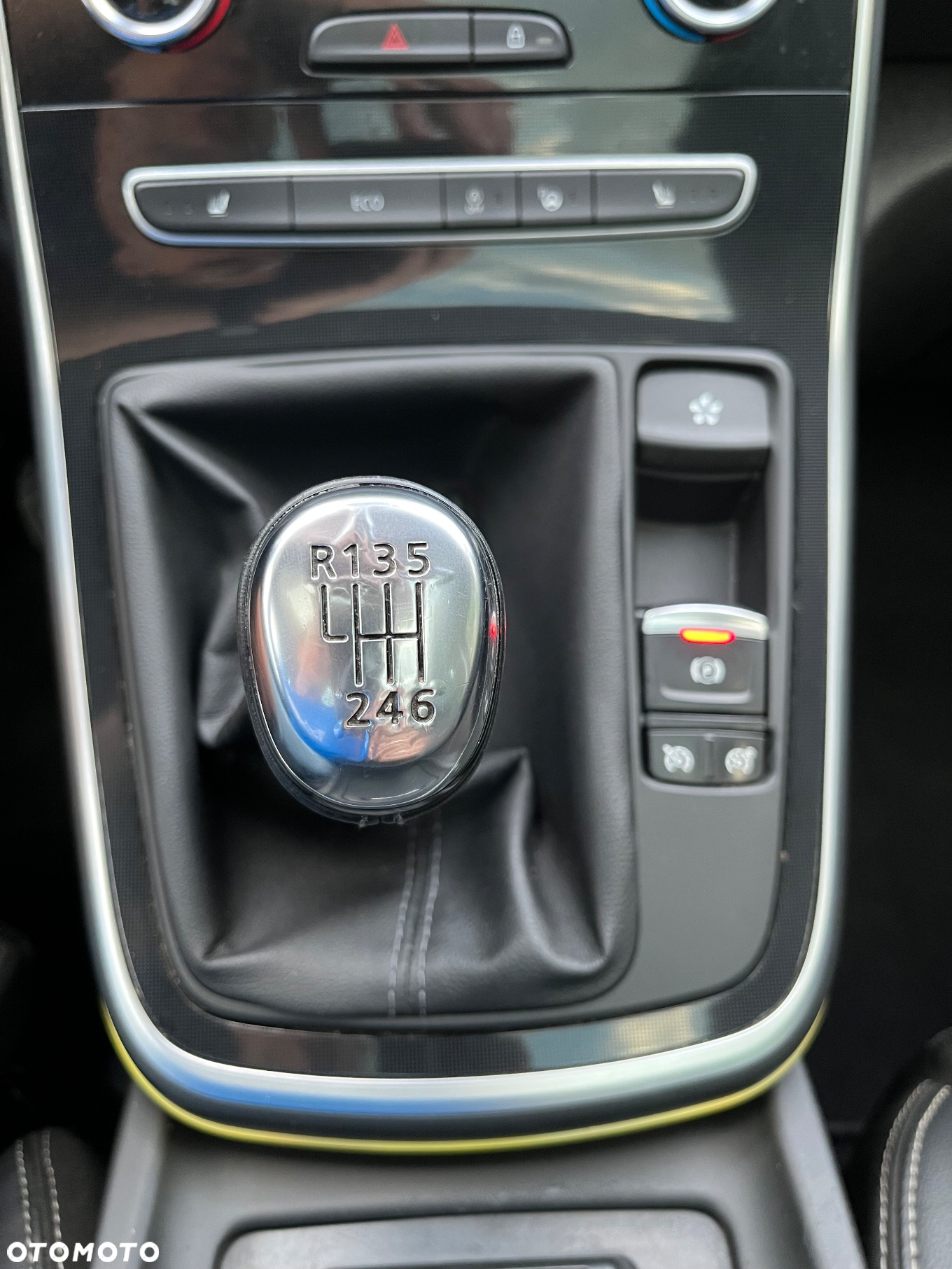 Renault Grand Scenic - 14