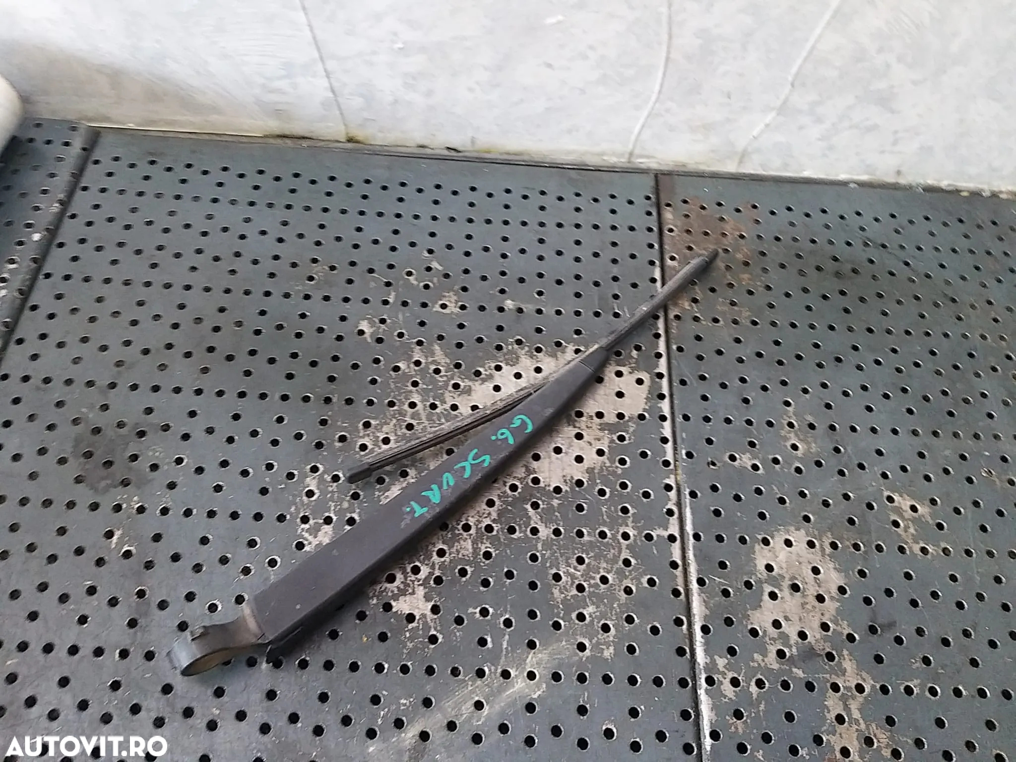 Brat stergator haion vw golf 6 5k 5k6955707 - 2