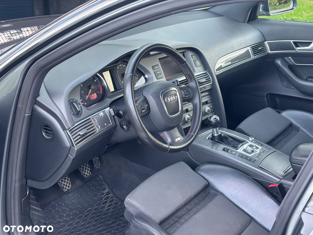 Audi A6 Avant 2.4 - 23