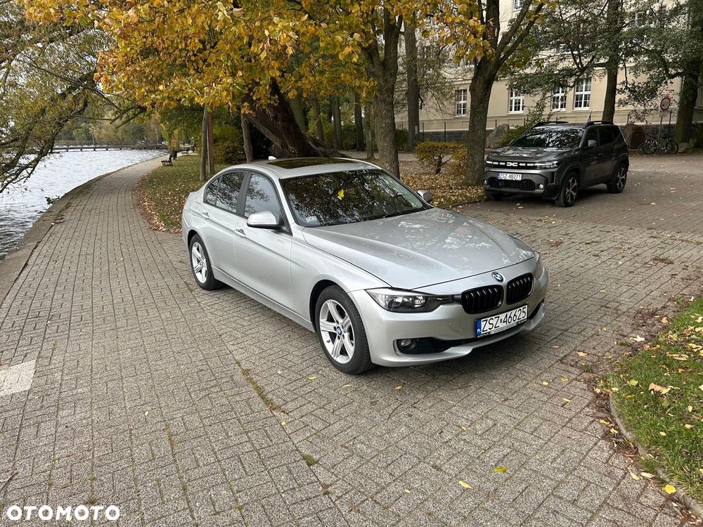 BMW Seria 3 328i xDrive - 3