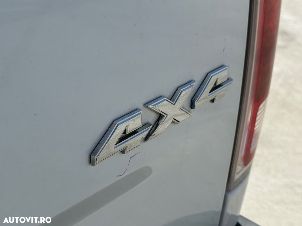 Dodge RAM - 24