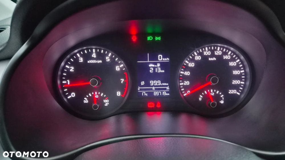 Kia Rio - 17