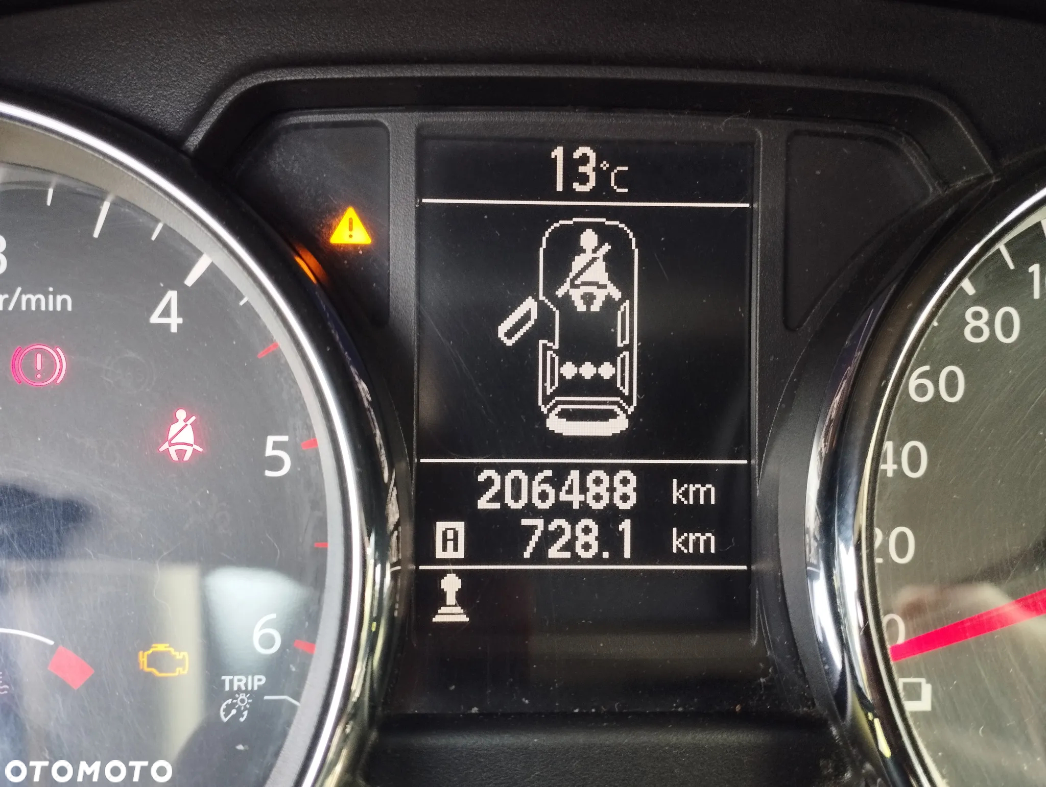Nissan Qashqai+2 - 12