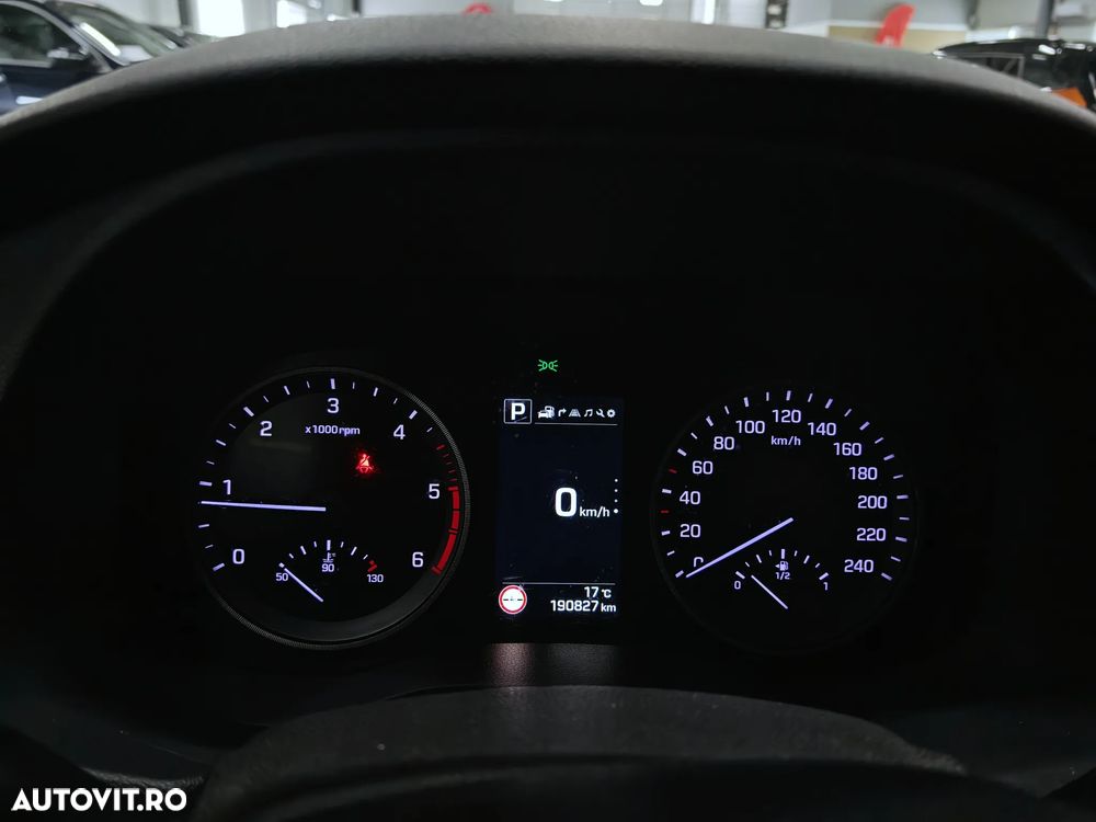 Hyundai Tucson blue 1.7 CRDi 2WD DCT Classic - 19
