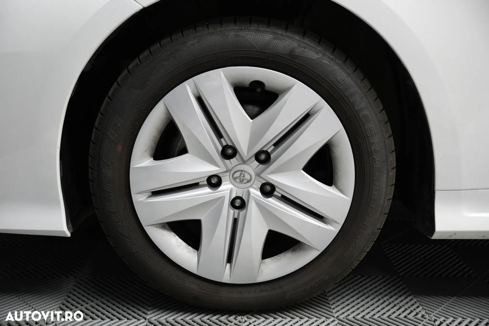 Toyota Corolla Sedan 1.5 TNGA MT Eco - 12