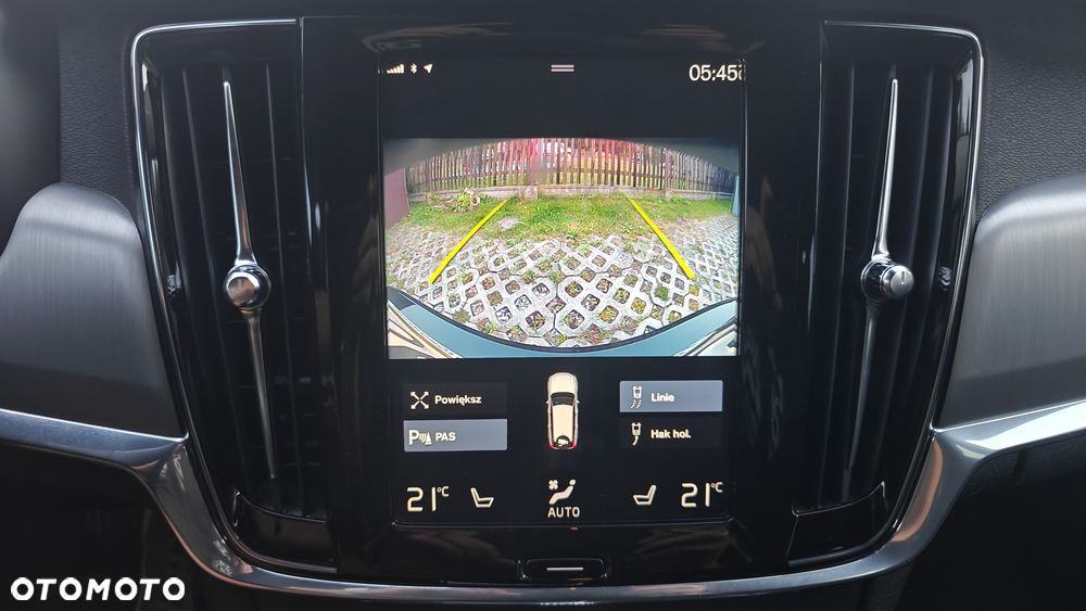 Volvo V90 D4 Momentum Pro - 31
