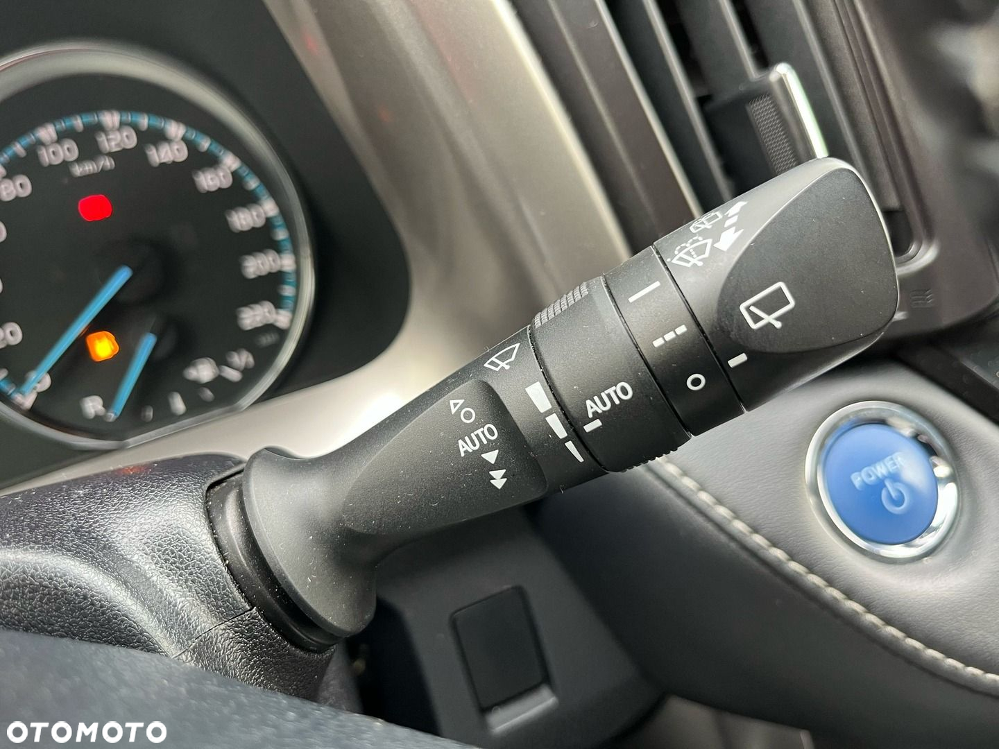 Toyota RAV4 Hybrid Premium 4x4 - 30