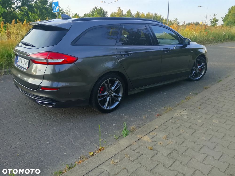 Ford Mondeo - 24
