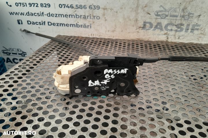 Broasca usa fata dreapta 3C2837016A Volkswagen VW Passat B6 [2005 - 2 - 1