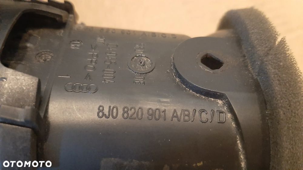 Kratka nawiewu AUDI A3 8P 8J0820901  8P0820901 - 2
