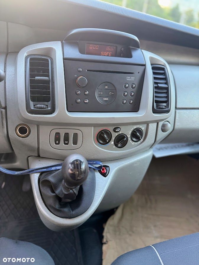 Opel Vivaro - 16