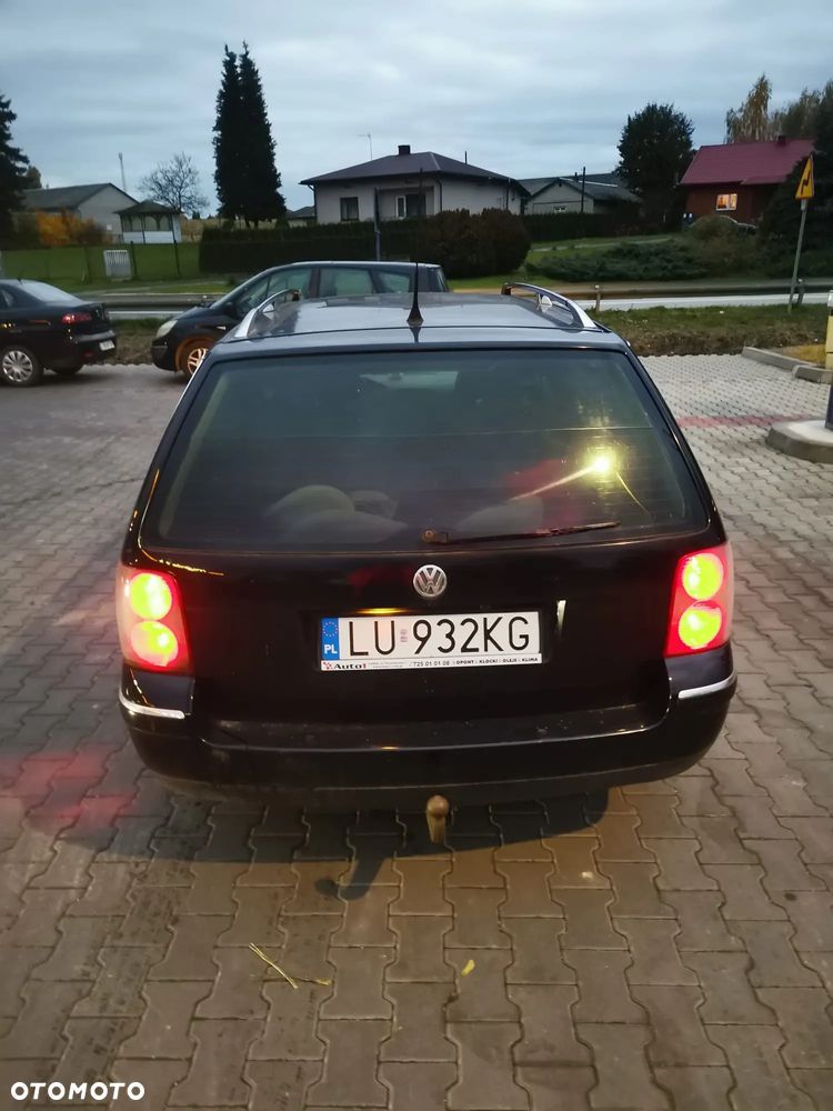 Volkswagen Passat 1.9 TDI Highline - 5
