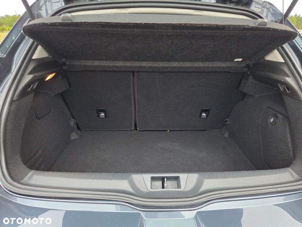 Renault Megane 1.5 Blue dCi Intens - 29