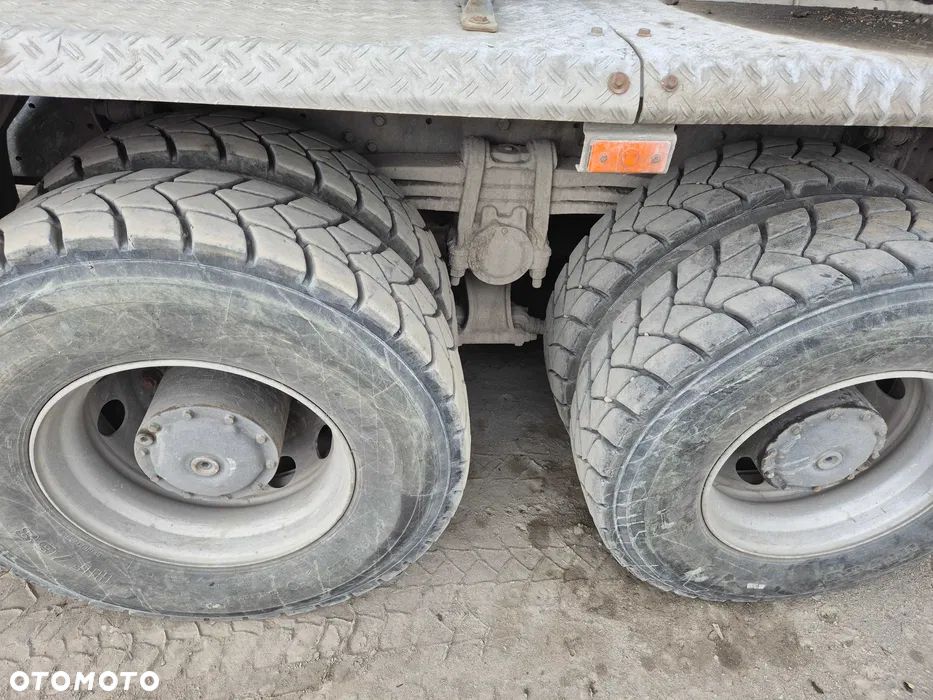 Mercedes-Benz ACTROS - 6