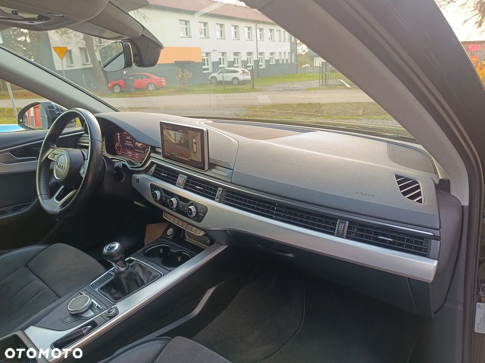 Audi A4 Avant 2.0 TDI DPF quattro S line Sportpaket - 7