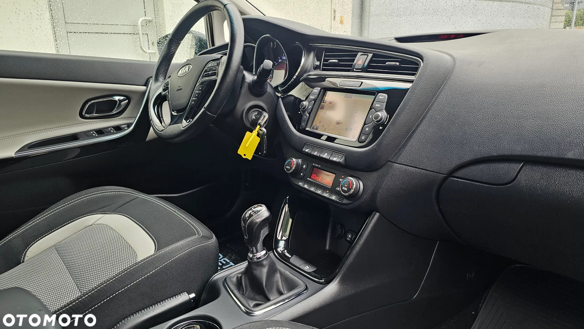 Kia Ceed 1.4 CVVT Dream-Team Edition - 19