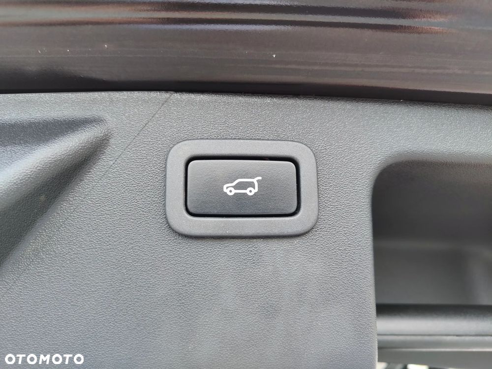 Land Rover Discovery Sport 2.0 Si4 SE - 38