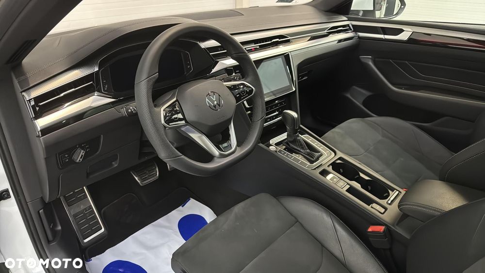 Volkswagen Arteon 2.0 TDI R-Line DSG - 11