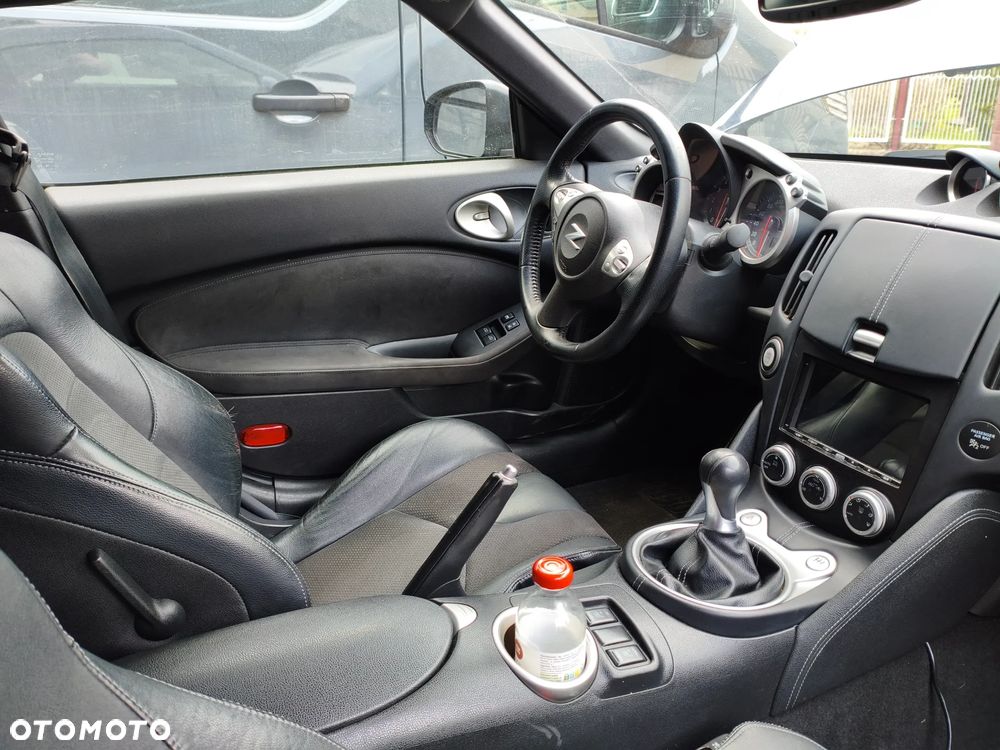 Nissan 370 Z 3.7 V6 Nismo - 13